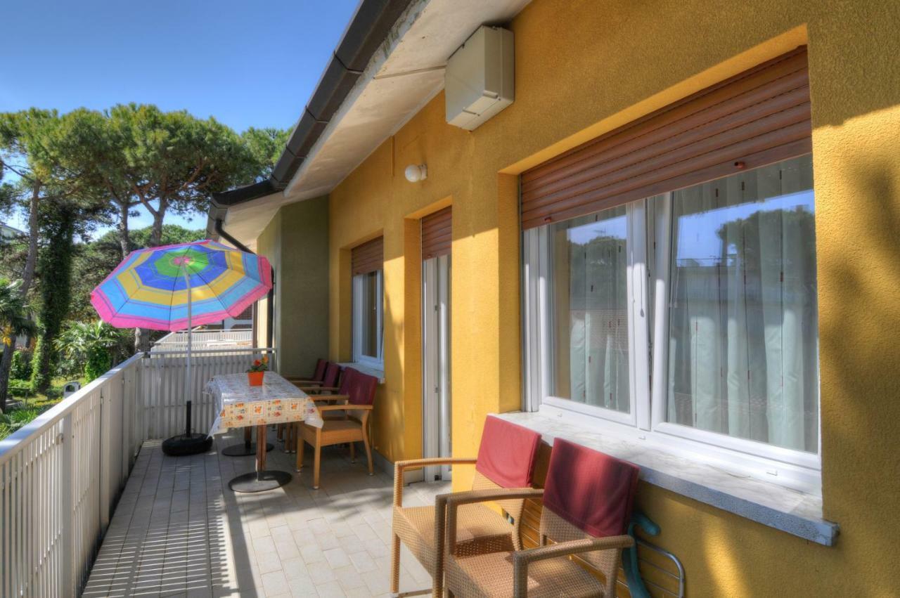 Residence Villa Laura Lignano Sabbiadoro Exterior photo